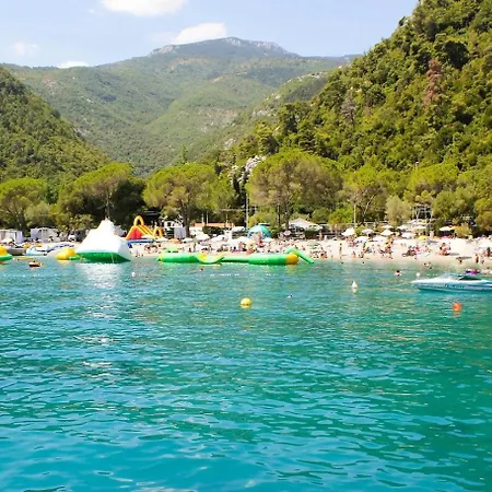 Double Medveja 7775b Affittacamere 3*